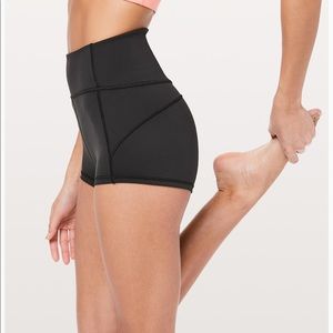 Lululemon In Movement Short Everlux - 6